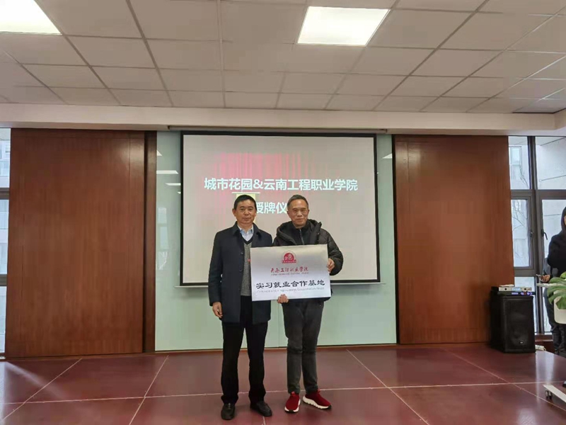 d145760d255ae1f94a2473501cb404d.jpg d145760d255ae1f94a2473501cb404d.jpg