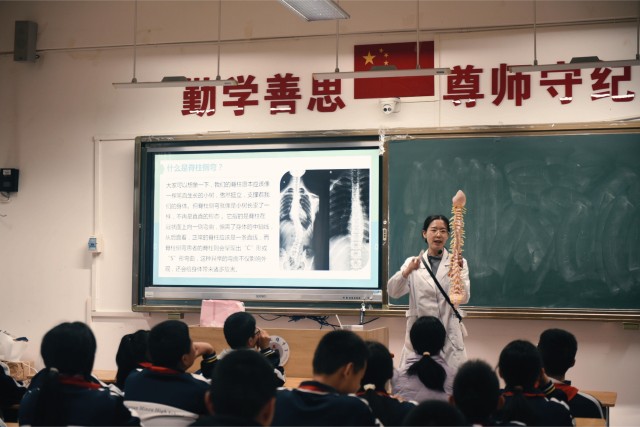 2.JPG