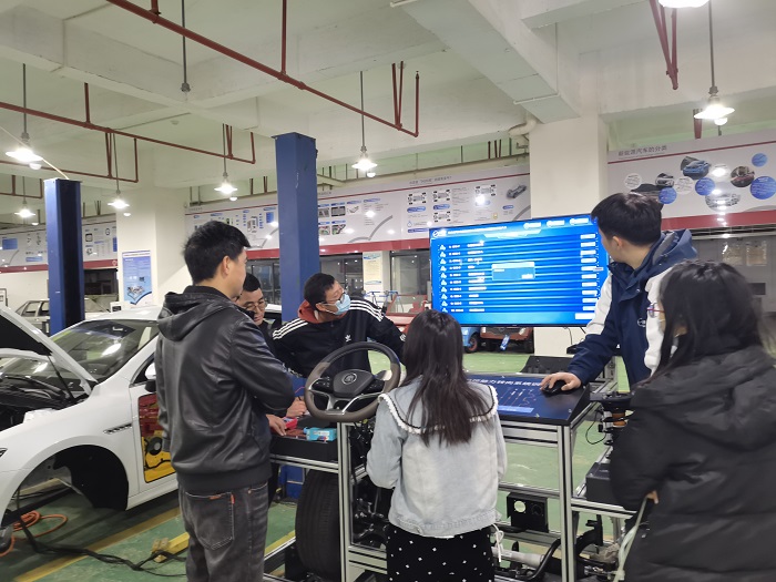 �Ա��ҵ����&nbsp;&nbsp;ʵѵ���踳�ܽ�ѧ