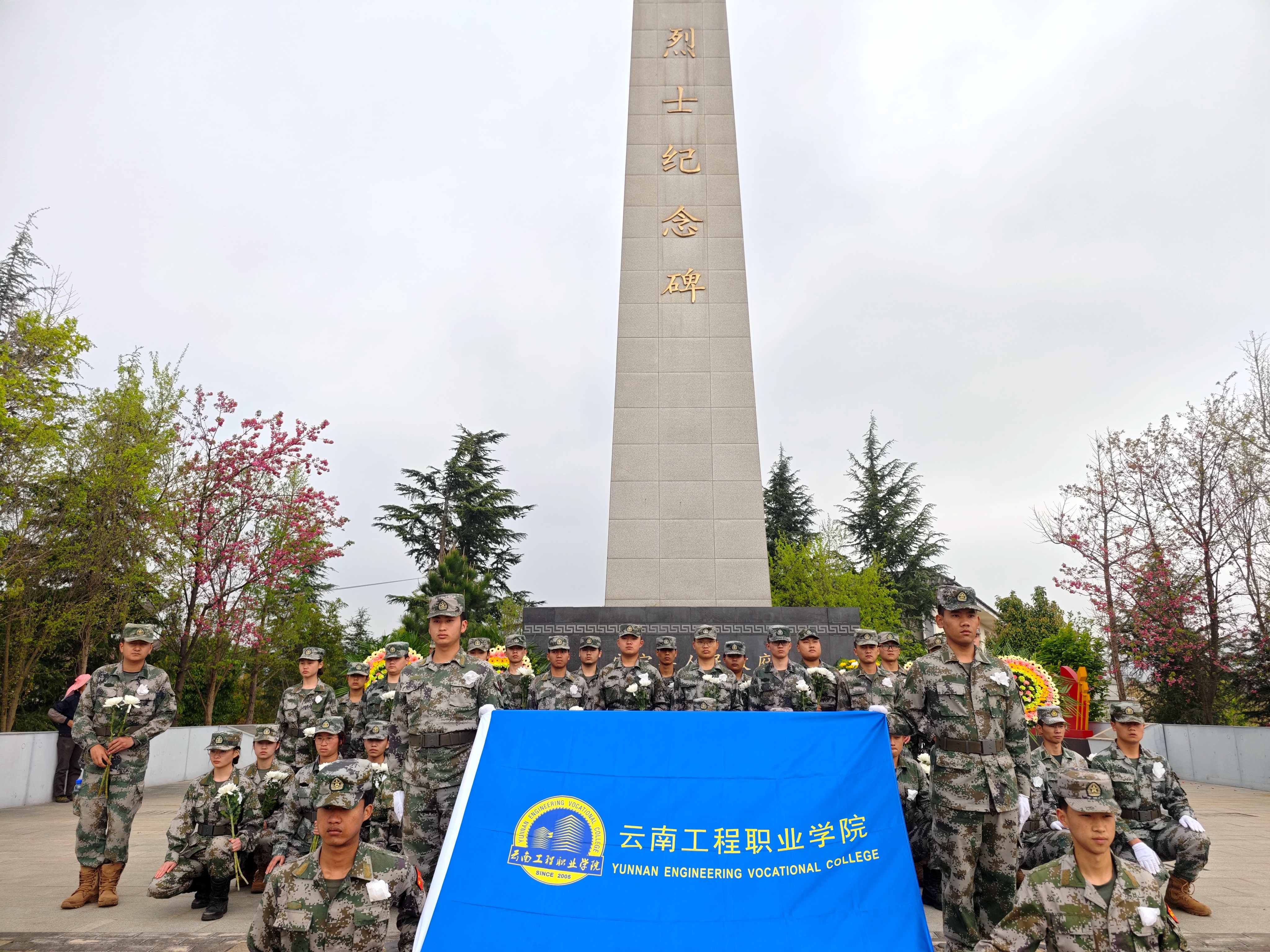 0435b8f1d0813bf18ba2f2ed2fe8826.jpg