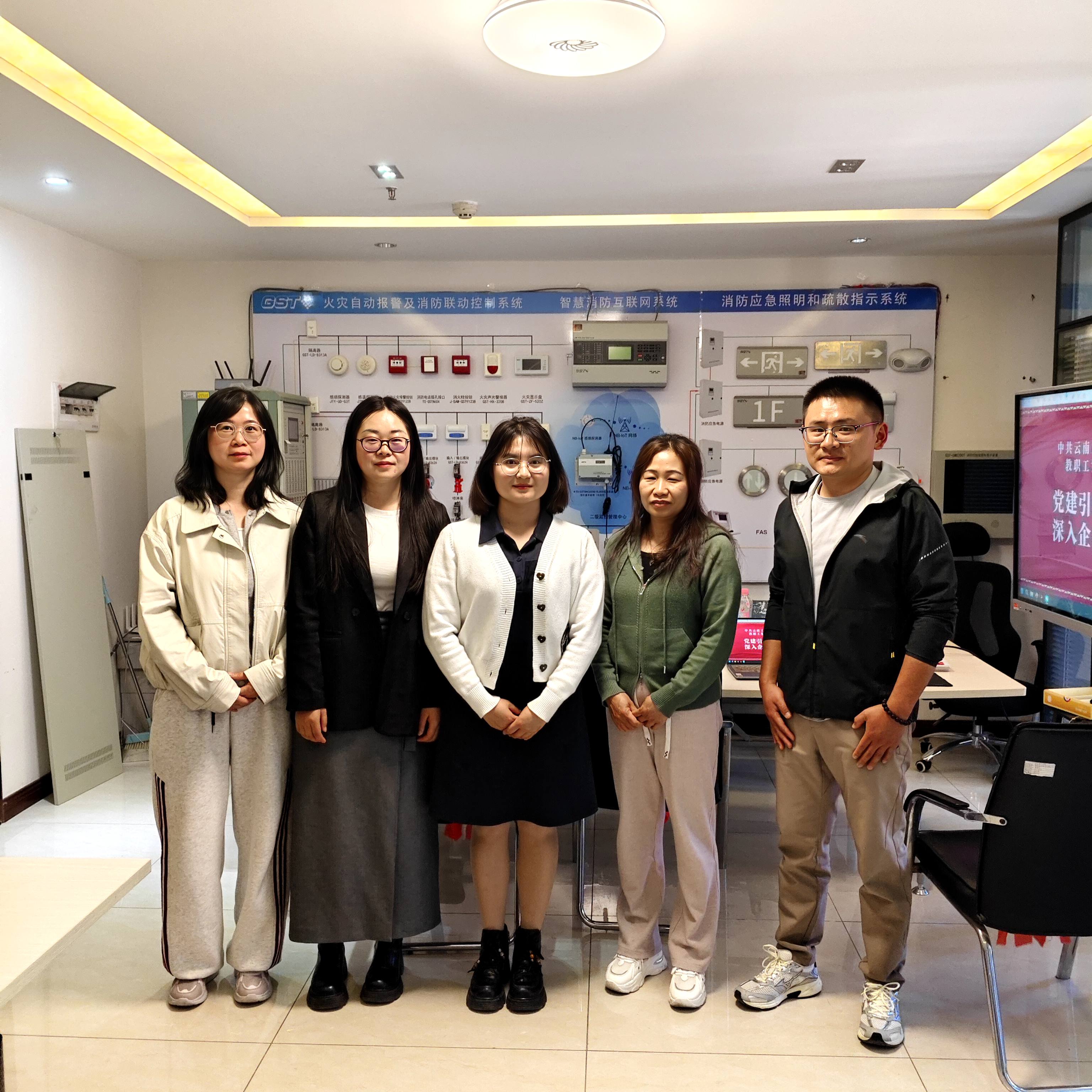 合照.jpg 合照.jpg